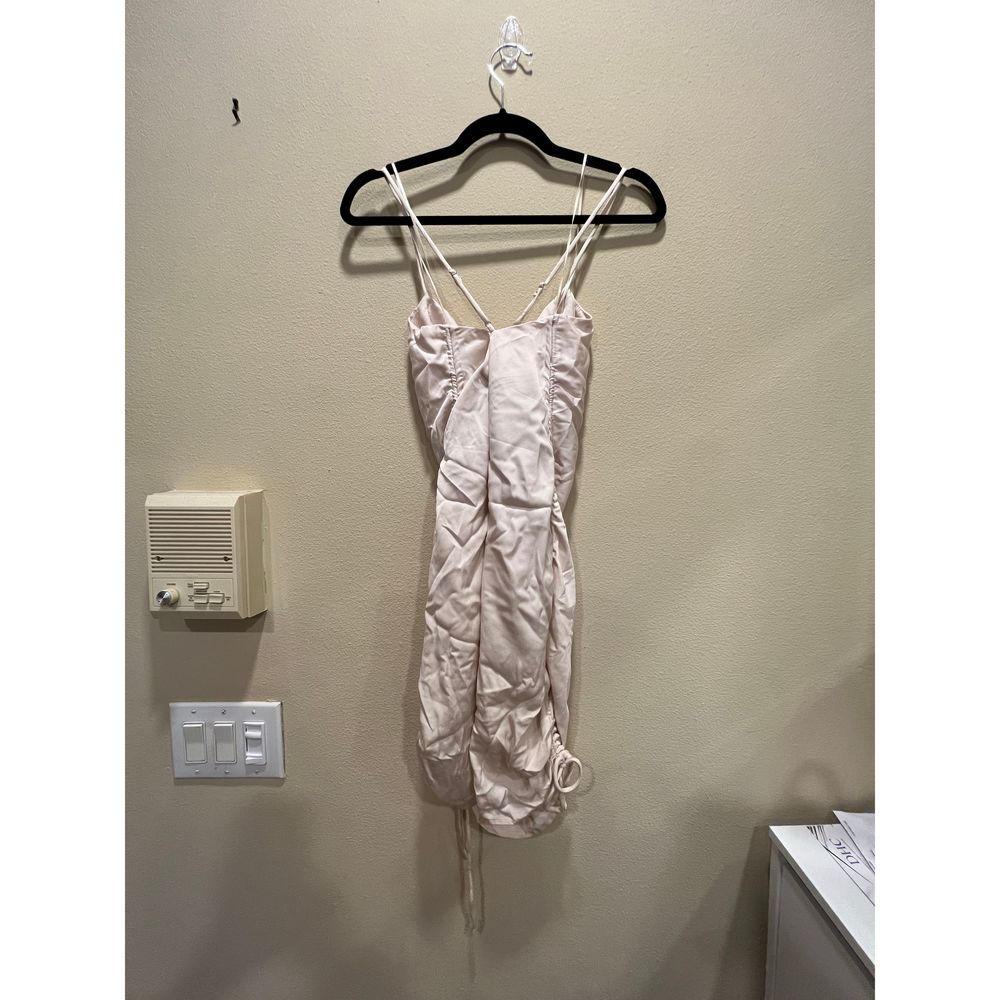 ASTR the Label Claire Mini Dress in Cream Size S REVOLVE MSRP $98 - Picture 8 of 8